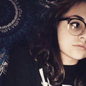 Meet your Posher, Hallie